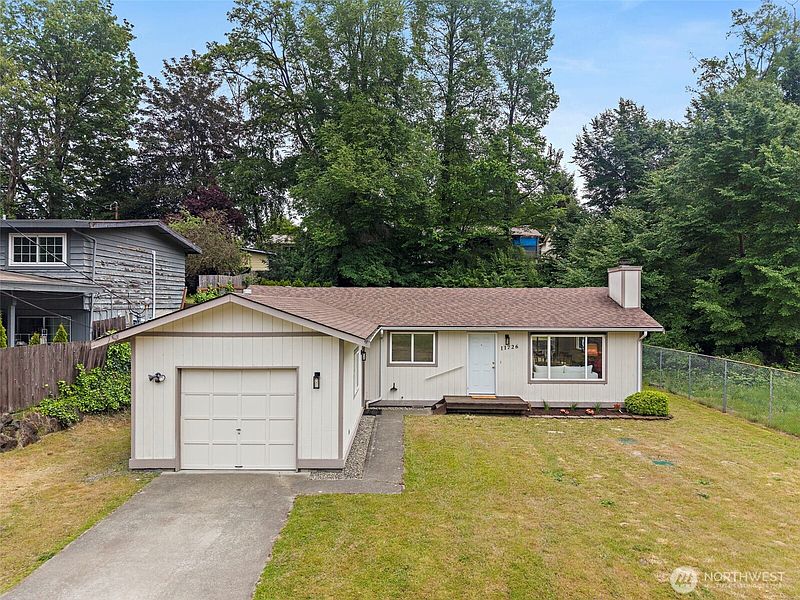 4th image of 11726 8th Avenue S