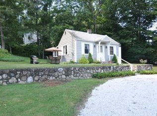 1 Pomperaug Rd, Sandy Hook, CT 06482