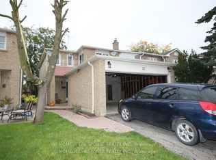 32 Denlow Dr, Brampton, ON L6Y 2L4