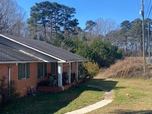 1902 Godby Rd, Atlanta, GA 30349