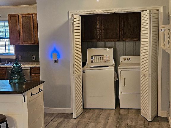 5th image of 1020 N Lafayette Ave