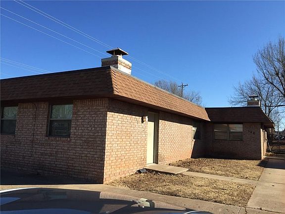 2nd image of 148 NE 12th St #150