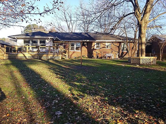 2nd image of 2440 Smith Ave