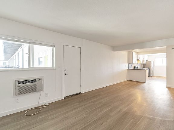 3rd image of 1220 Wadsworth Blvd #6