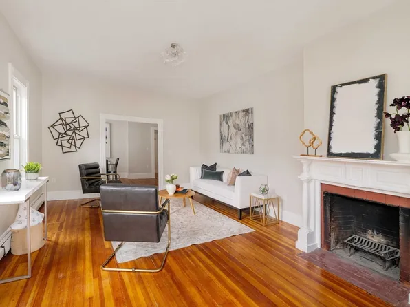 14-16 Emerson Pl, Melrose, MA 02176
