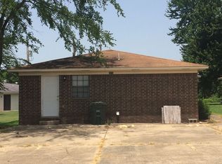 2516 W Martin St #A, Conway, AR 72034