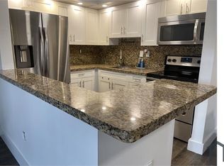 19055 NW 62nd Ave APT 104, Hialeah, FL 33015