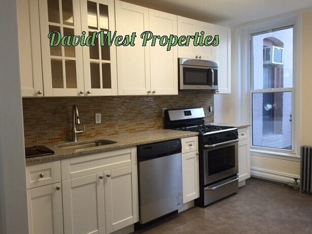 1st image of 485 6th Ave APT 3L