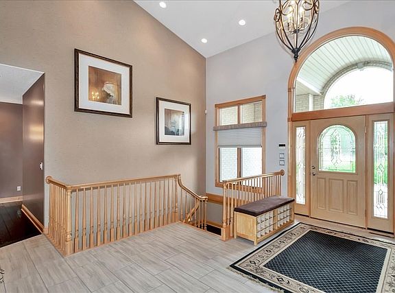 4th image of 1014 Country Ln