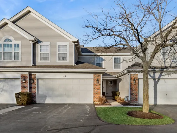 18 Peach Tree Ct, Algonquin, IL 60102