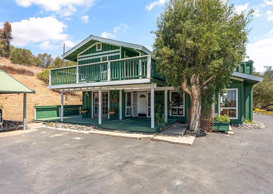 1st image of 4439 La Canada Rd