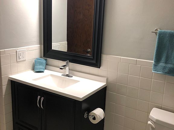 5th image of 895 Graceland Ave APT 2W