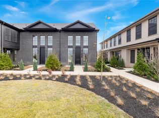 4617 S 47th St, Rogers, AR 72758