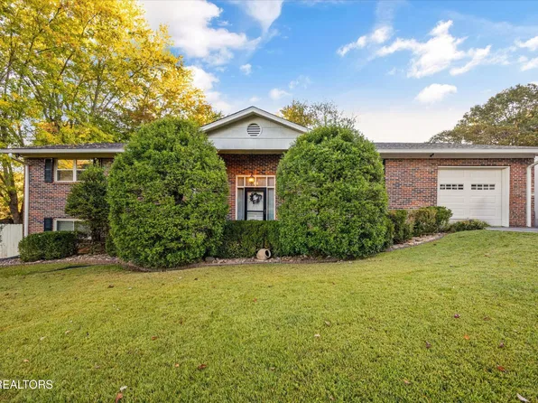 124 Downey Dr, Maryville, TN 37801