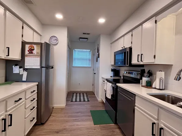 350 South Wildwood Drive #E23, Branson, MO 65616