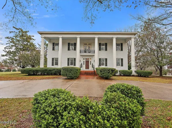 1480 Pinehaven Dr, Clinton, MS 39056