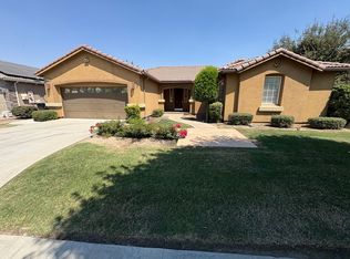 2422 N Leila St, Visalia, CA 93291