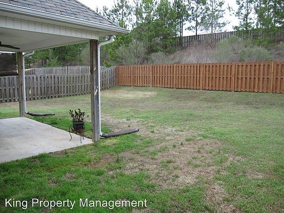 5th image of 330 Oak Leaf Cir
