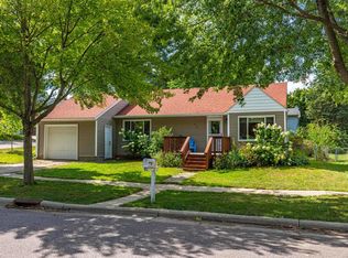 719 5th St, New Glarus, WI 53574