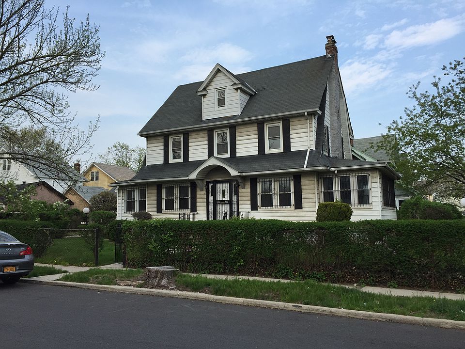 1st image of 186-22 Ovid Place