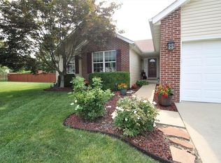 1109 Maclean Dr, O'Fallon, IL 62269