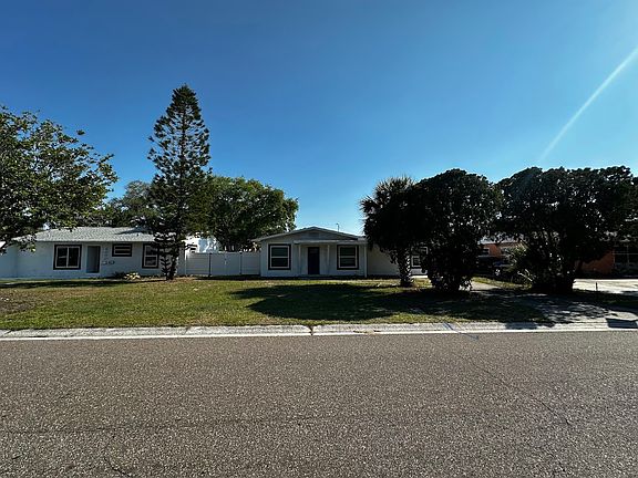 3rd image of 4810 21st Ave S