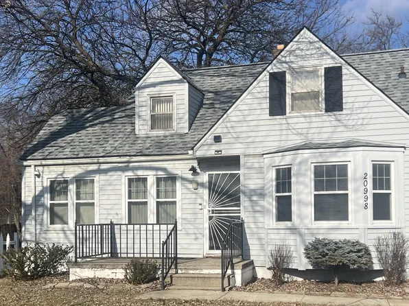 20998 Westhaven Ave, Southfield, MI 48075