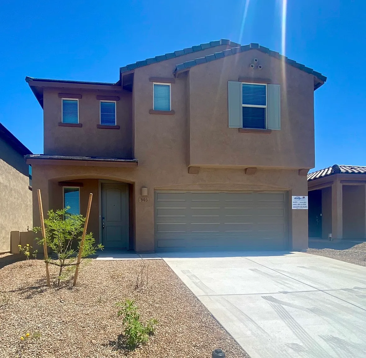 4 bed, 2.5 bath, 2384 sqft, $2,495 — Photo 1