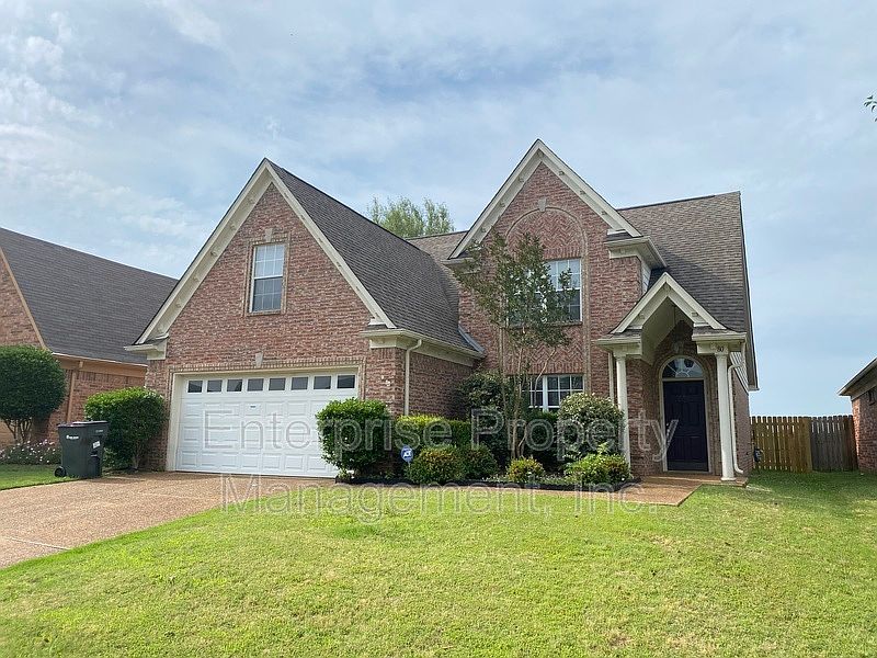 1st image of 80 Hidden Garden Dr