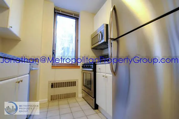 Rented by Metropolitan Property Group | media 20
