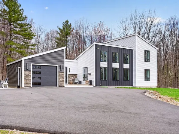 672 Danville Corner Road, Auburn, ME 04210