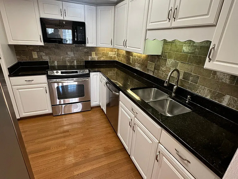 3657 Traskwood Cir — Photo 4