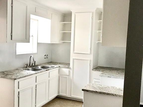 5th image of 334 La Fonda Dr