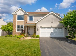 120 Willow Rd, Wheeling, IL 60090