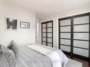 665 Coxwell Ave, Toronto, ON M4C3B9