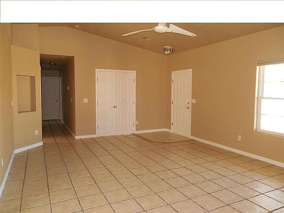 4th image of 5008 Jaradite Dr