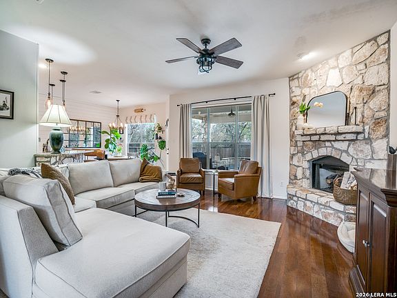 4th image of 41 Inwood Heights Dr. N