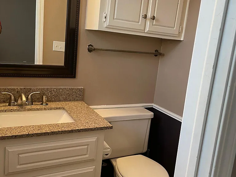 2109 Oakvista Cir — Photo 28