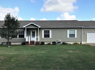 1430 W Moore Rd, Hillsdale, MI 49242