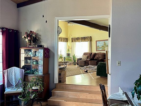 5th image of 3245 Ackley Rd