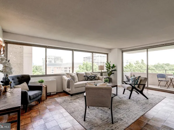 5500 Friendship Blvd, Chevy Chase, MD