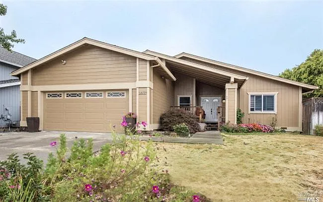 1637 Del Oro Cir photo 1