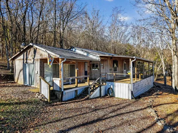 156 Spalding Bell Ln, Gainesboro, TN 38562