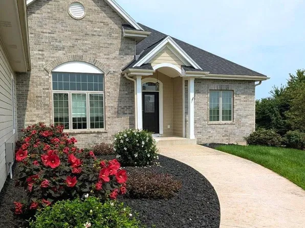5765 Stefanie WAY, Caledonia, WI 53108