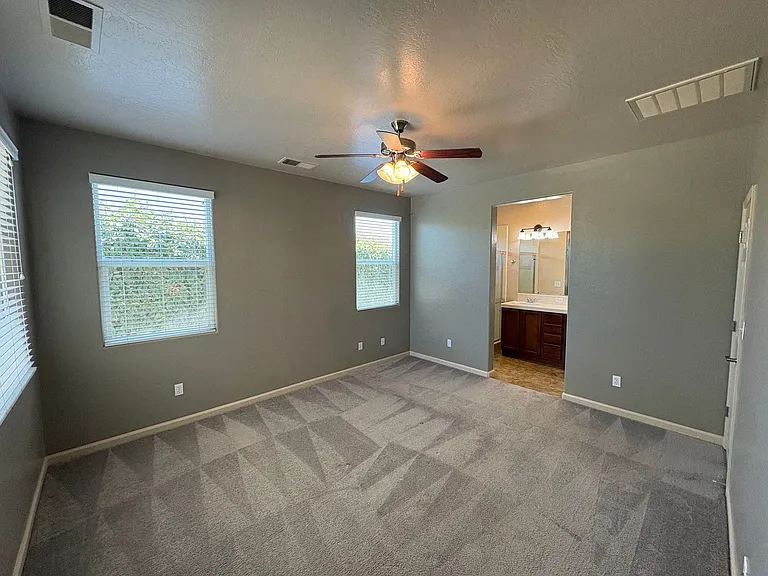 3310 N Tilden Ct — Photo 14