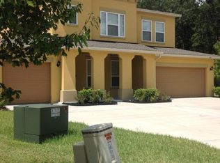 468 Amber Creek Dr, Jacksonville, FL 32218