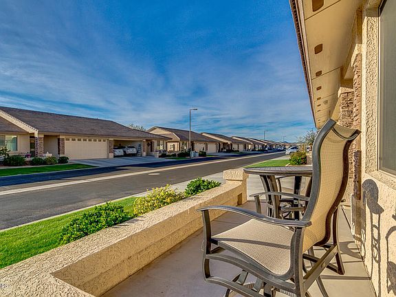 4th image of 2662 S Springwood Blvd Unit 363