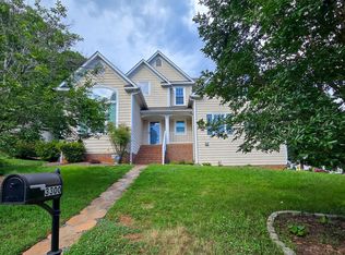 3300 Stone Castle Ct, Raleigh, NC 27613