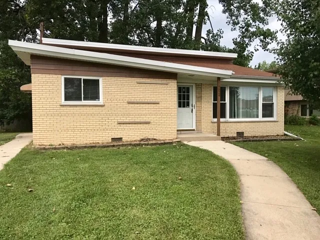 9824 Central Ave photo 1