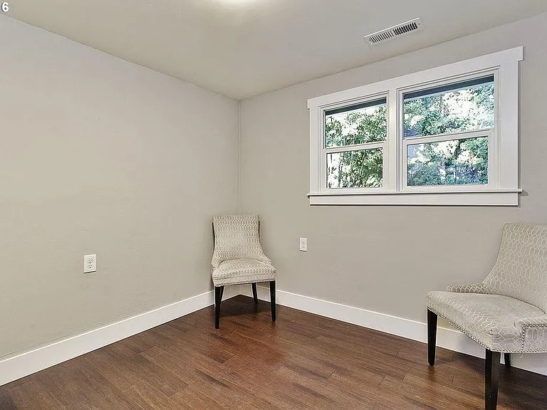 10044 SW 35th Ave — Photo 9